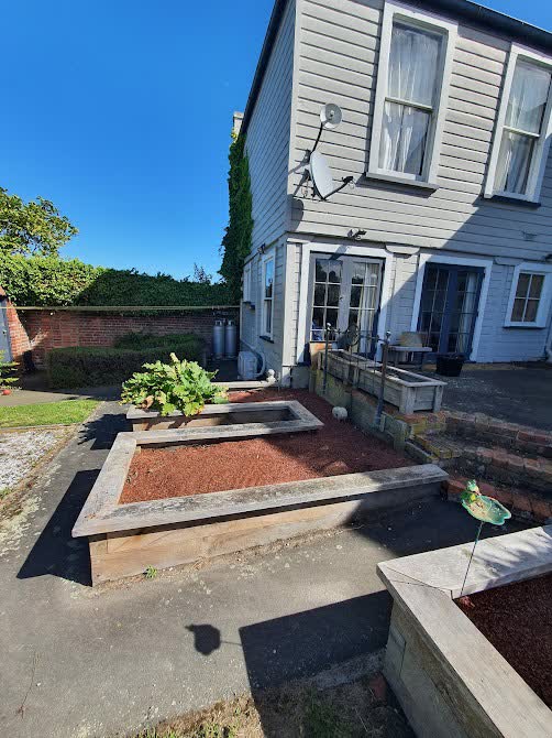 Finished garden and lawn care